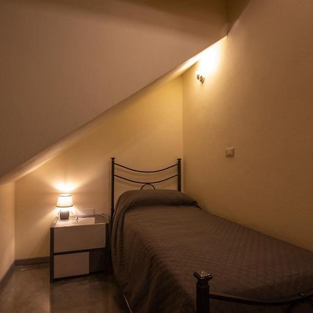 Via Cavour 19, Appartamento Del Conte Iglesias Εξωτερικό φωτογραφία