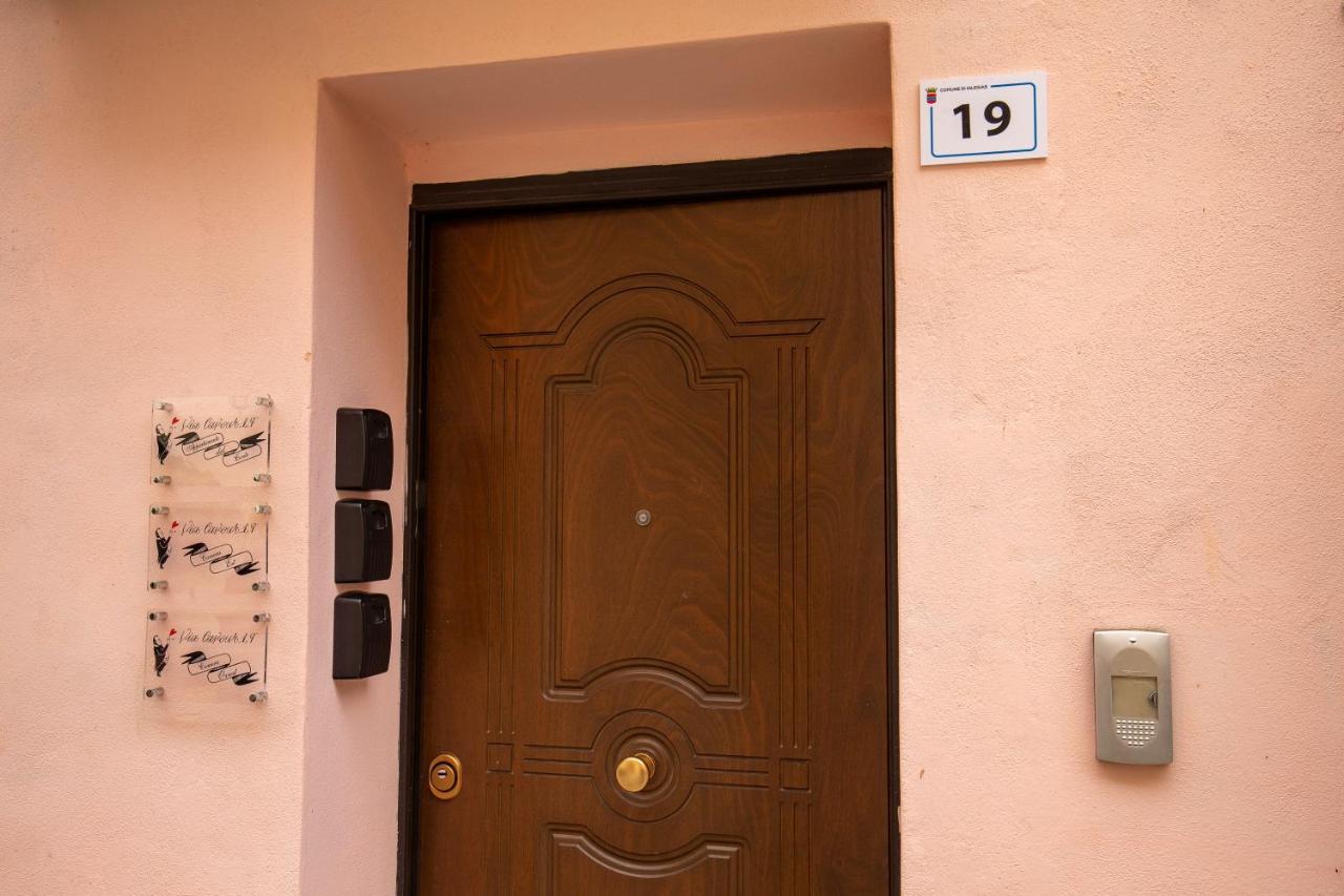Via Cavour 19, Appartamento Del Conte Iglesias Εξωτερικό φωτογραφία